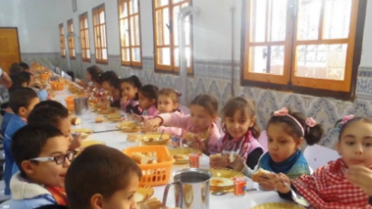 المطاعم المدرسية