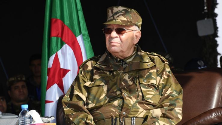 الراحل أحمد قايد صالح