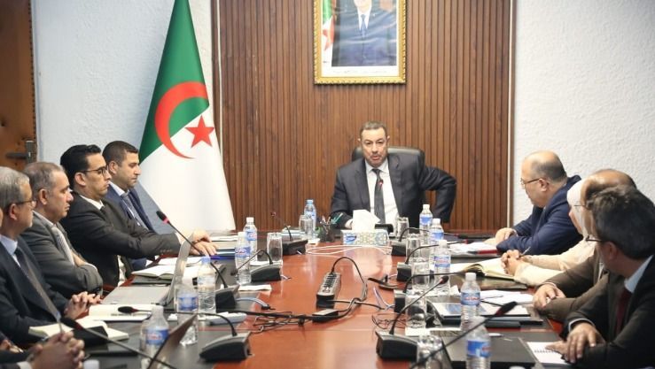 وزير النقل يشدد على ضرورة احترام الآجال المحددة لإنجاز “ميناء الجزائر”