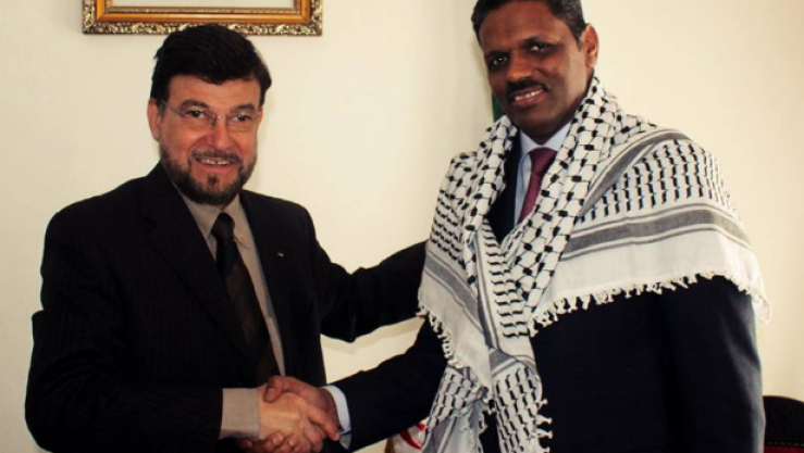 وزير السياحة مع السفير الفلسطيني