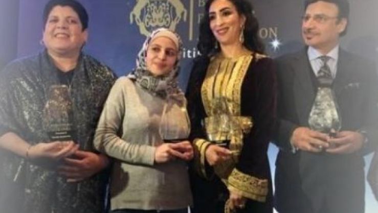 حسيبة بولمرقة تفوز بجائزة المرأة العربية في لندن