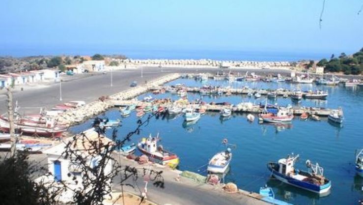 ميناء جن جن