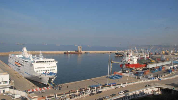 ميناء وهران