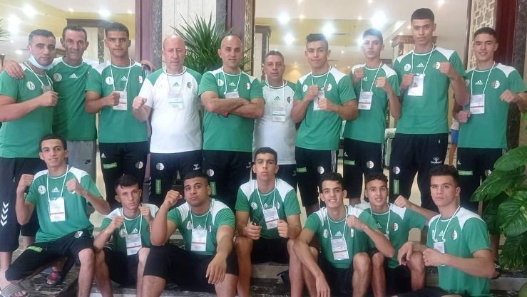 المنتخب الوطني للملاكمة-أواسط