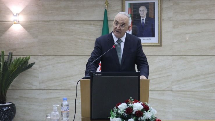 فايد يجتمع بالبعثة الجزائرية المعنية باستعراض مكافحة تبييض الأموال