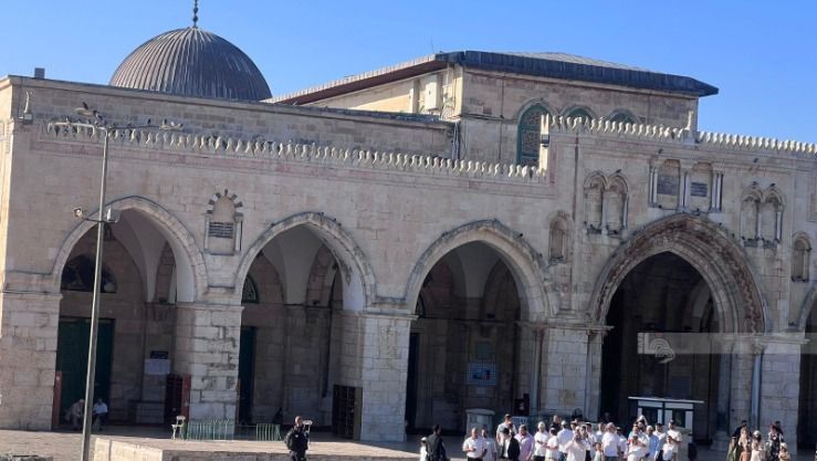 بعد 40 يوما من الإغلاق.. فتح أبواب المسجد الأقصى وعودة المصلين