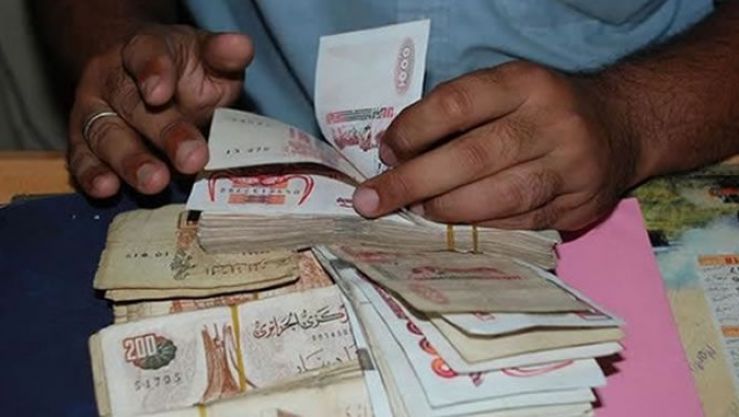 زيادات في الرسوم والضرائب