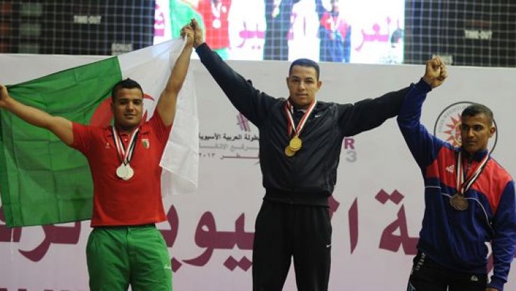 حسين فرج الله على اليسار