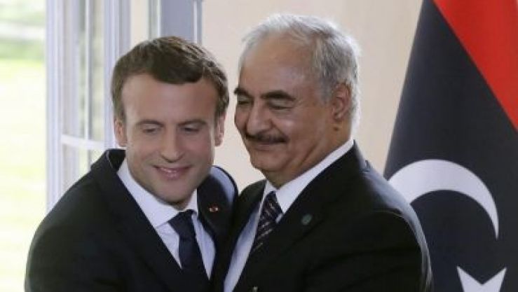 حفتر في فرنسا