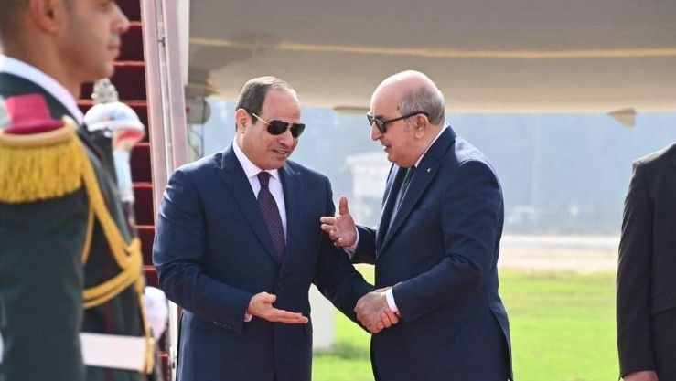 السيسي يرحّب بتصريحات الرئيس تبون ويؤكد عمق العلاقات المصرية الجزائرية