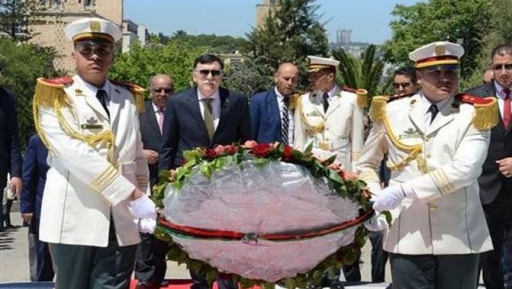 فايز السراج يترحم على أرواح الشهداء