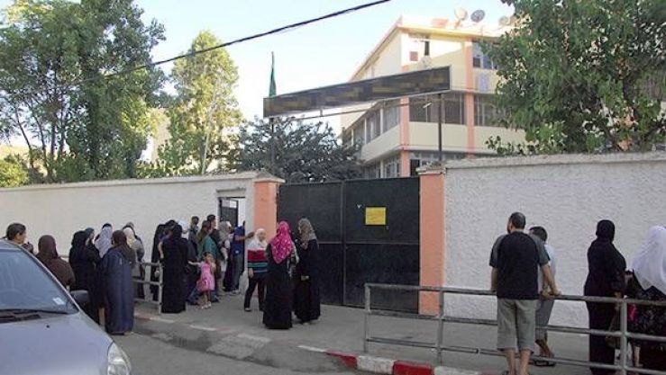 الوزارة تبحث كيفية تعويض الساعات الضائعة..