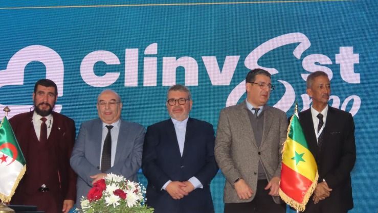 الجزائر توقع عقودًا لتصدير منتجاتها الصيدلانية إلى موريتانيا ومالي والسنغال