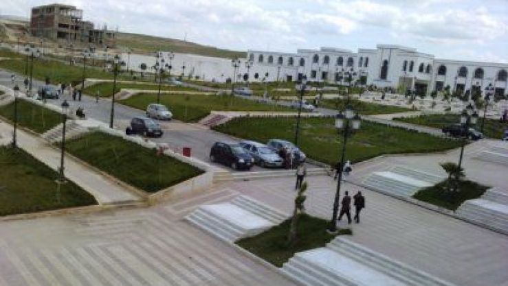 جامعة غليزان