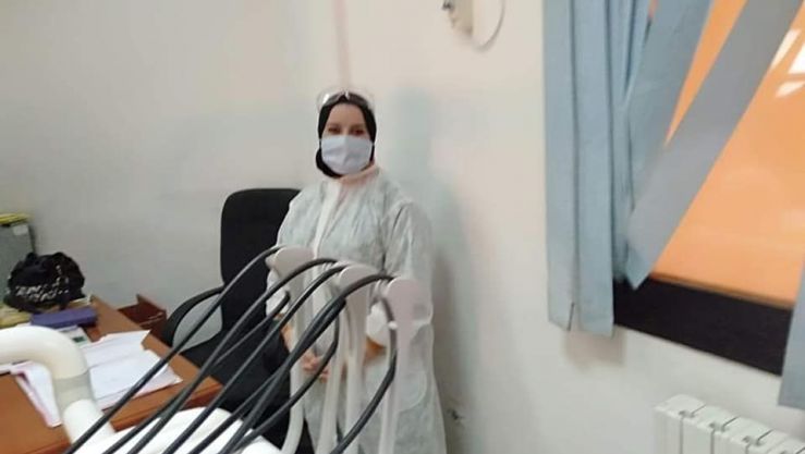 جانب من زيارة الوالي إلى مكان عمل الطبيبة