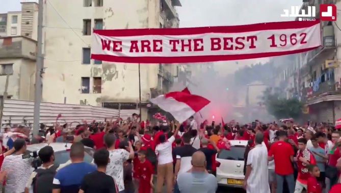 أجوار الفرحة في شوارع بلوزداد بعد تتويج الشباب بكأس الجمهورية للمرة التاسعة في تاريخه
