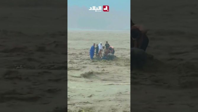 عشرات الضحايا جراء فيضان مفاجئ ضرب مدينة سوات شمال غربي باكستان