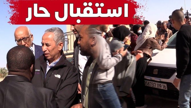 شاهد الاستقبال الكبير الذي حظي به العالم الجزائري #بلقاسم_حبة في جامعة #ورقلة