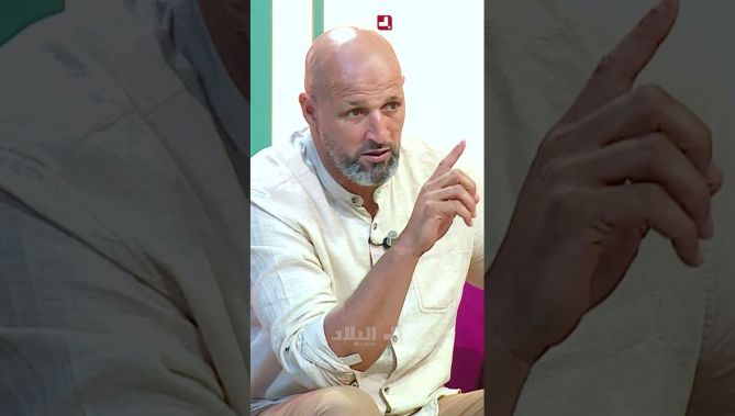 دريوش .. "عليق ما ننساش خيرو 🥹.. في 1999 كنت معاقب 😔 وخلاني نلعب نهائي الكأس ضد فريقو USMA "