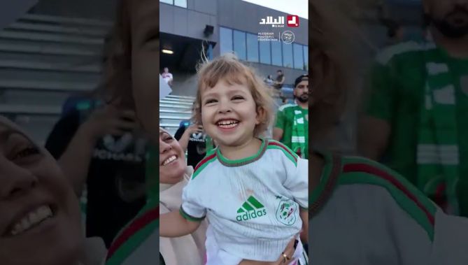 أجواء مميزة   لاعبو الخضر يلتقطون الصور مع الأنصار في الولايات المتحدة