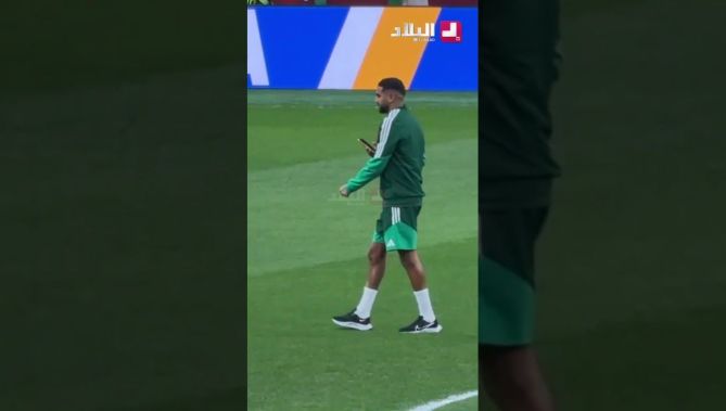 محرز يقف على جاهزية أرضية “بي سي بليس” بفانكوفر قبل قمة سويسرا