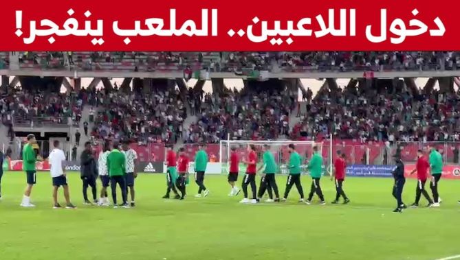 شاهدوا ماذا حدث في ملعب وهران لحظة دخول لاعبي المنتخب الوطني قبل مباراة نيجيريا الودية