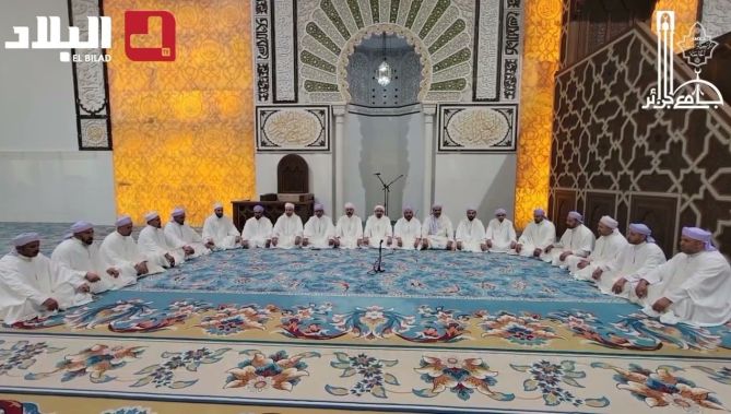 أوّل قراءة جماعية للقرآن الكريم بـ #جامع_الجزائر