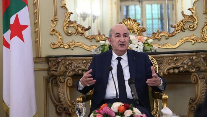 رئيس الجمهورية يعطي موافقته على إعادة فتح المركز الثقافي الجزائري بمصر