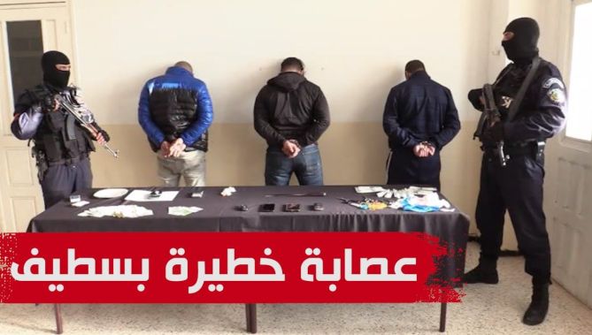 هكذا تمت الإطــ..احة بعــ..صابة مختصة في ترويــ..ج "الكــ..وكايين" في سطيف .. شاهد