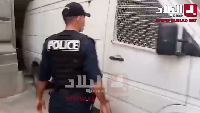 لحظة وصول المتهمين في قضية مقتل الشاب جمال بن إسماعيل