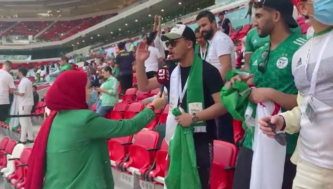 هكذا كيف عاشت الجماهير الجزائرية والسودانية مباراة المنتخبين من على مدرجات ملعب أحمد بن علي بالدوحة