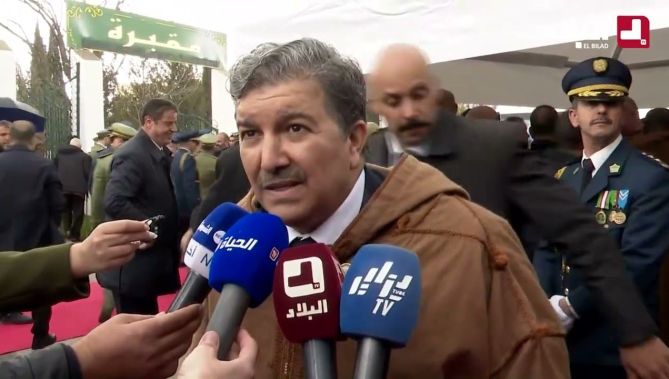 #وزير_الاتصال: "الجزائر تفقد رجلًا من رجالاتها العظام، والرئيس السابق اليامين زروال مدرسةٌ للأجيال