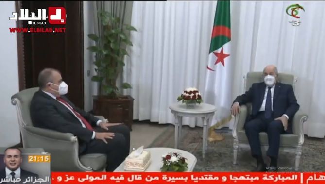 الرئيس تبون يستقبل السفير المصري بالجزائر أيمن مشرفة عقب انتهاء مهامه