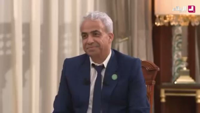 " علمته الرماية فلما إشتد ساعده رماني " .. #شاهدوا كيف ختم الرئيس تبون لقائه الدوري