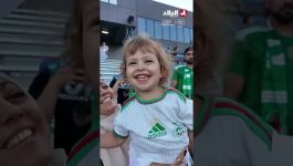 أجواء مميزة   لاعبو الخضر يلتقطون الصور مع الأنصار في الولايات المتحدة