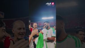 بعد الثنائية التاريخية 🇩🇿 .. شاهدوا احتفال الكابيتانو رياض محرز بالتأهل إلى الدور الـ32