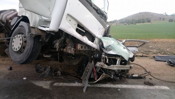 وفاة 03 أشخاص في حادث مرور مميت بسعيدة آخر الأخبار البلاد